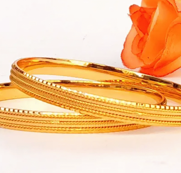 Coated 18K Gold Bracelet for Women: A Symbol of Elegance