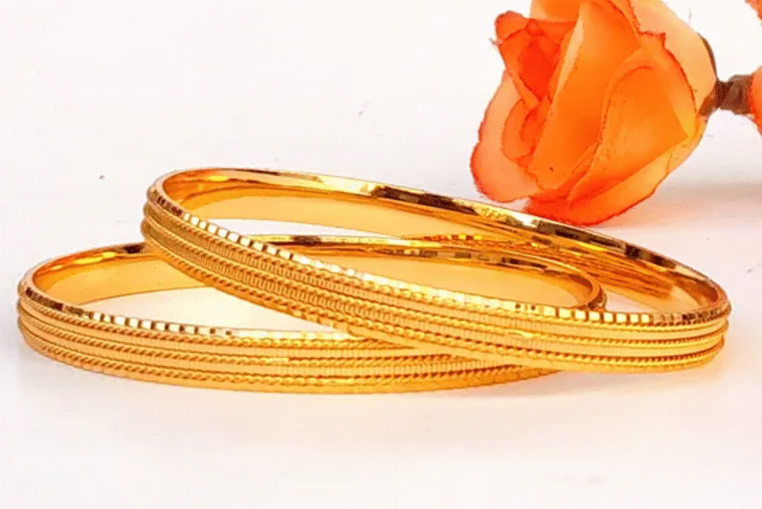Coated 18K Gold Bracelet for Women: A Symbol of Elegance